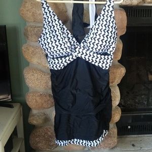 Swimming suit